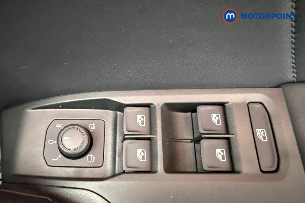 Cupra Leon VZ2 Automatic Petrol Plug-In Hybrid Estate - Stock Number (1661245) - 19th supplementary image