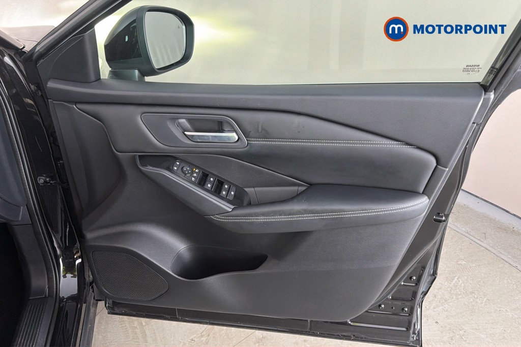 Nissan Qashqai Acenta Premium Manual Petrol SUV - Stock Number (1661515) - 19th supplementary image