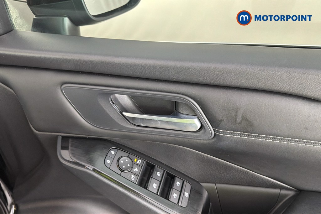 Nissan Qashqai Acenta Premium Manual Petrol SUV - Stock Number (1661515) - 42nd supplementary image