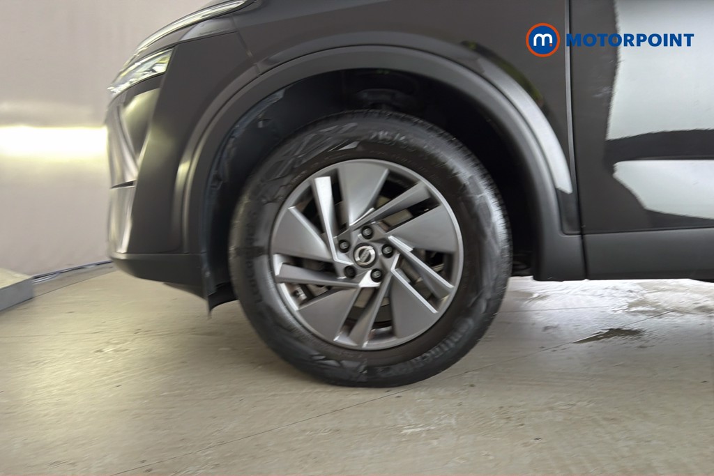 Nissan Qashqai Acenta Premium Manual Petrol SUV - Stock Number (1661515) - 47th supplementary image
