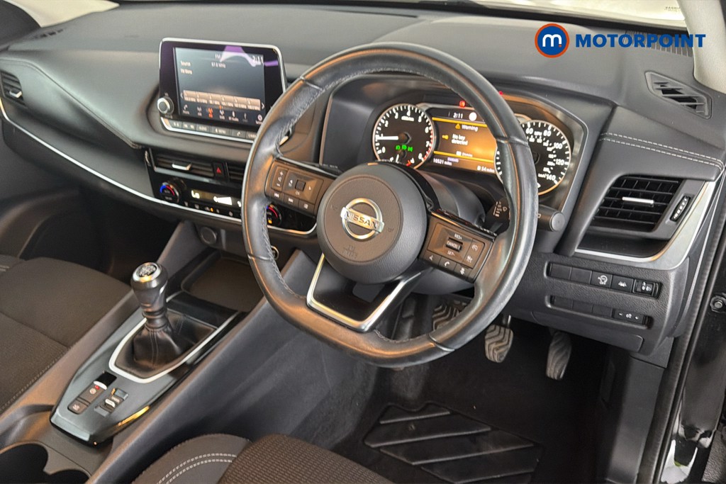 Nissan Qashqai Acenta Premium Manual Petrol SUV - Stock Number (1661515) - 1st supplementary image