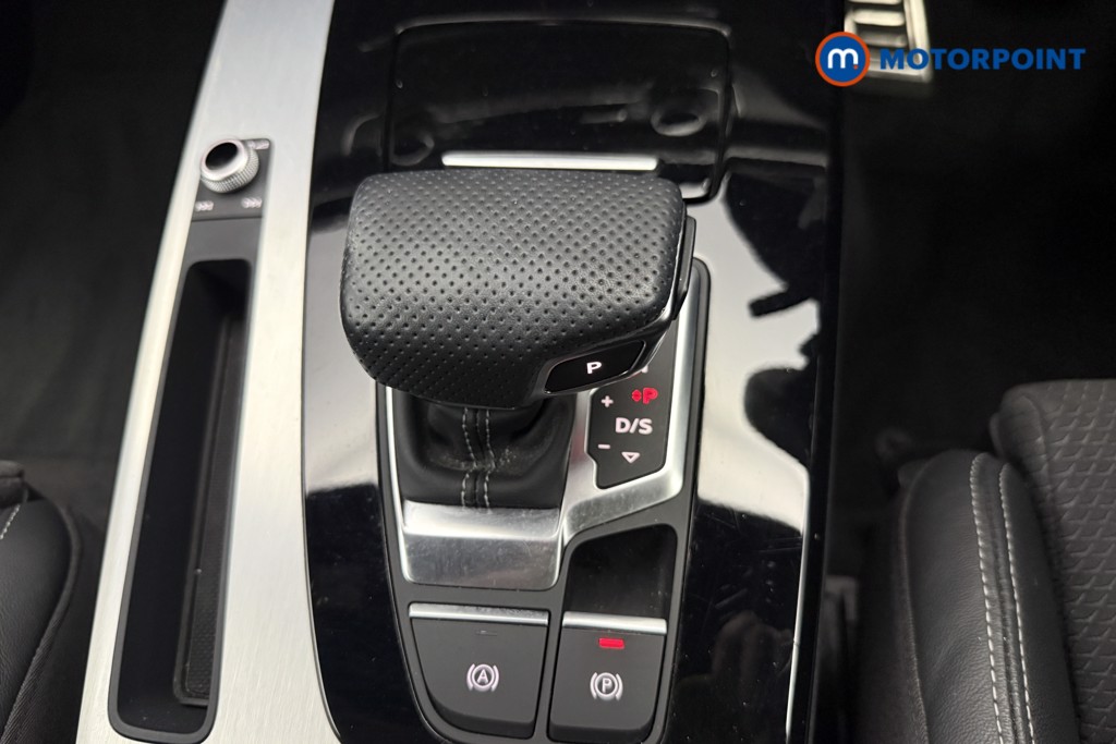 Audi Q5 S Line Automatic Petrol SUV - Stock Number (1662332) - 7th supplementary image
