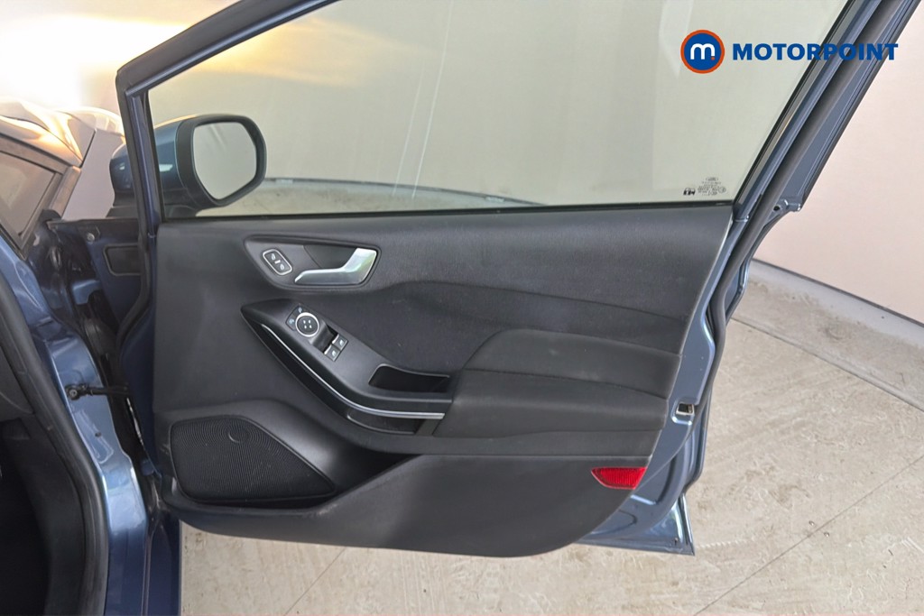 Ford Fiesta Zetec Manual Petrol Hatchback - Stock Number (1662847) - 19th supplementary image
