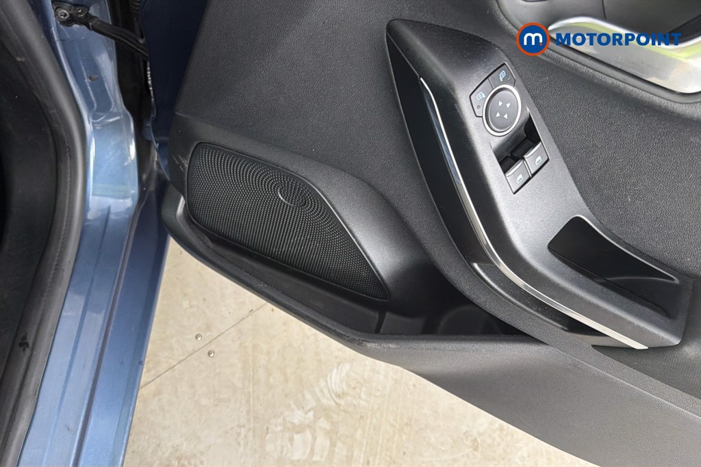 Ford Fiesta Zetec Manual Petrol Hatchback - Stock Number (1662847) - 21st supplementary image