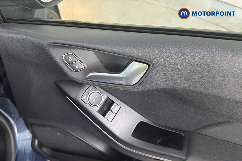 Ford Fiesta Zetec Manual Petrol Hatchback - Stock Number (1662847) - 42nd supplementary image