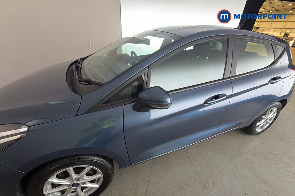 Ford Fiesta Zetec Manual Petrol Hatchback - Stock Number (1662847) - 43rd supplementary image