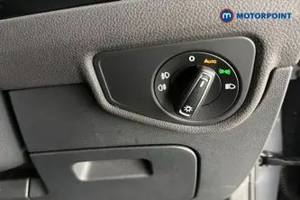 Volkswagen Touran SEL Automatic Petrol People Carrier - Stock Number (1663480) - 11th supplementary image