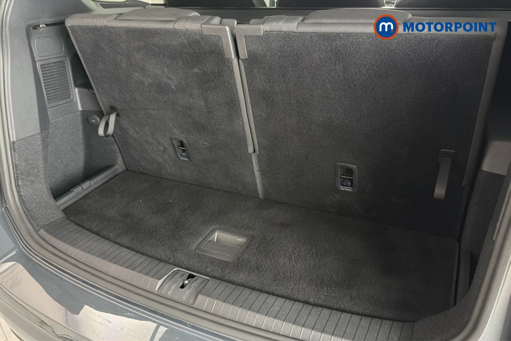 Volkswagen Touran SEL Automatic Petrol People Carrier - Stock Number (1663480) - 30th supplementary image