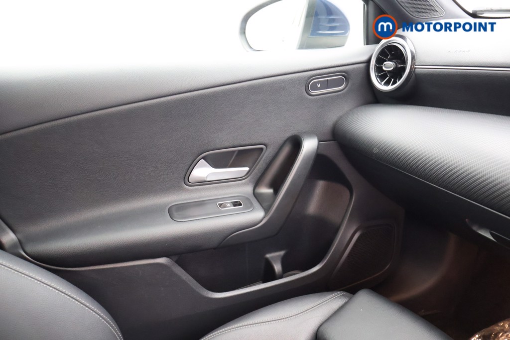 Mercedes-Benz A Class SE Manual Petrol Hatchback - Stock Number (1663677) - 12th supplementary image