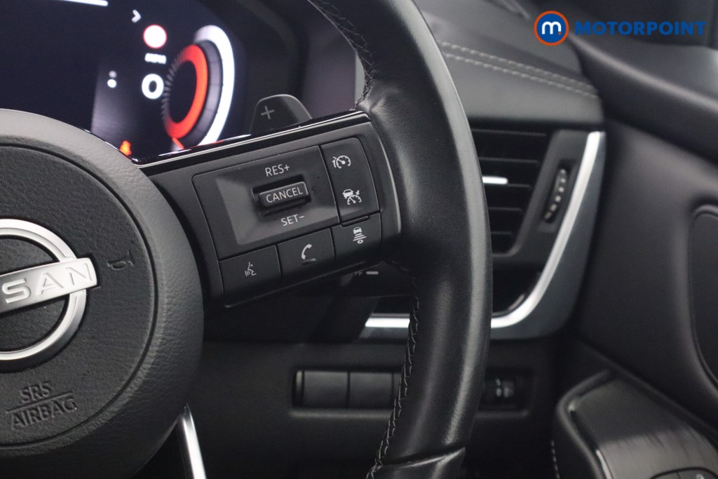 Nissan Qashqai N-Connecta Automatic Petrol SUV - Stock Number (1665601) - 9th supplementary image
