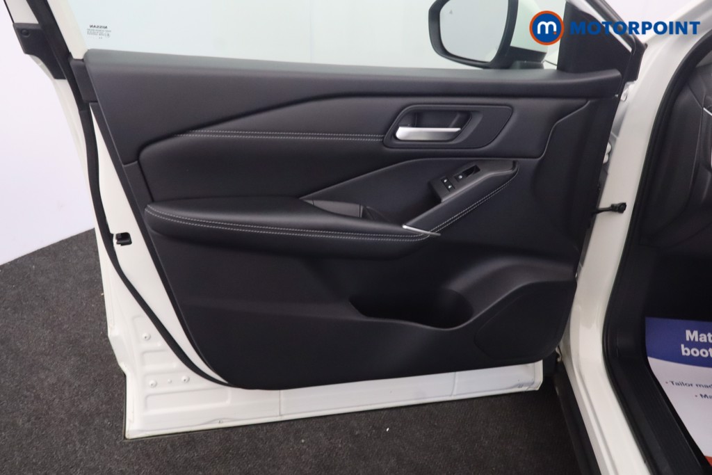 Nissan Qashqai N-Connecta Automatic Petrol SUV - Stock Number (1665601) - 38th supplementary image