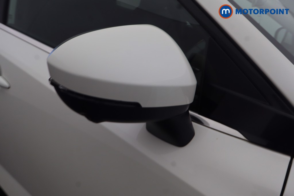 Nissan Qashqai N-Connecta Automatic Petrol SUV - Stock Number (1665601) - 46th supplementary image