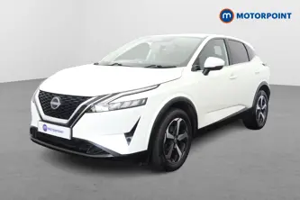 Nissan Qashqai N-Connecta Automatic Petrol SUV - Stock Number (1665601) - Passenger side front corner