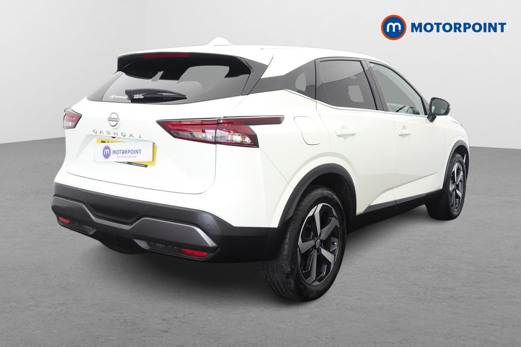 Nissan Qashqai N-Connecta Automatic Petrol SUV - Stock Number (1665601) - Drivers side rear corner