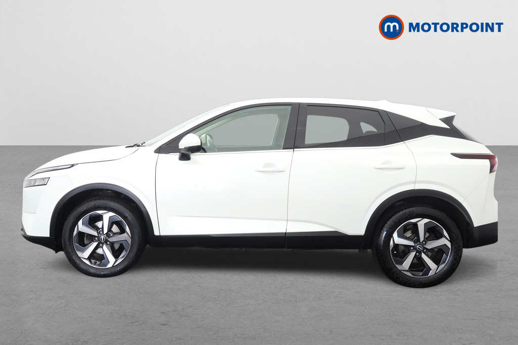 Nissan Qashqai N-Connecta Automatic Petrol SUV - Stock Number (1665601) - Passenger side