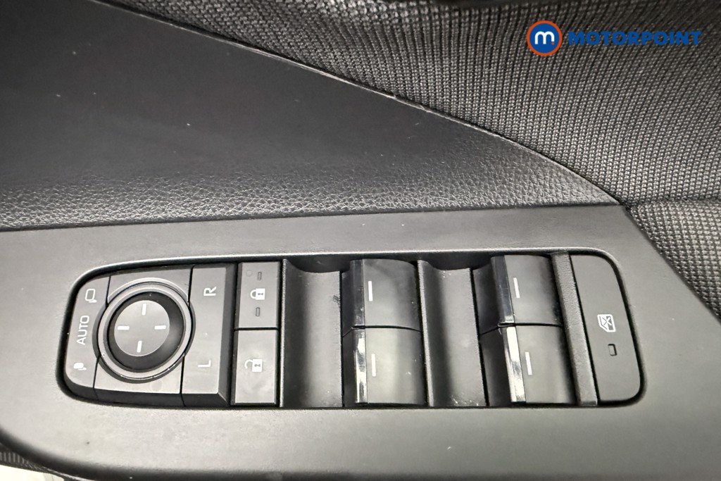 Toyota C-Hr Design Automatic Petrol-Electric Hybrid SUV - Stock Number (1665788) - 19th supplementary image