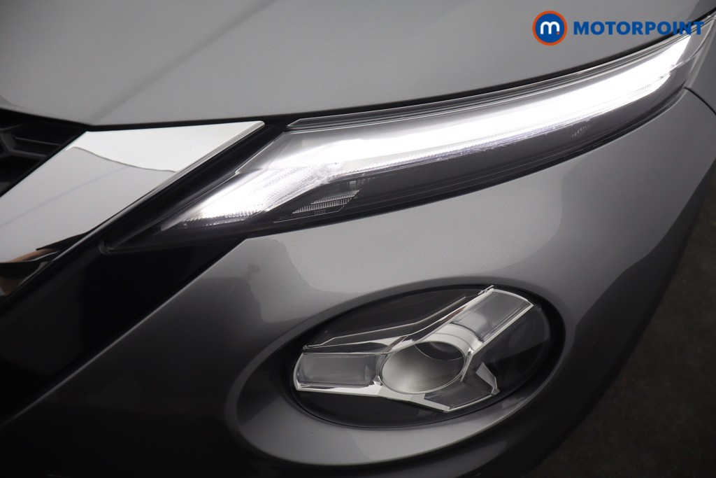 Nissan Juke N-Connecta Manual Petrol SUV - Stock Number (1666069) - 24th supplementary image