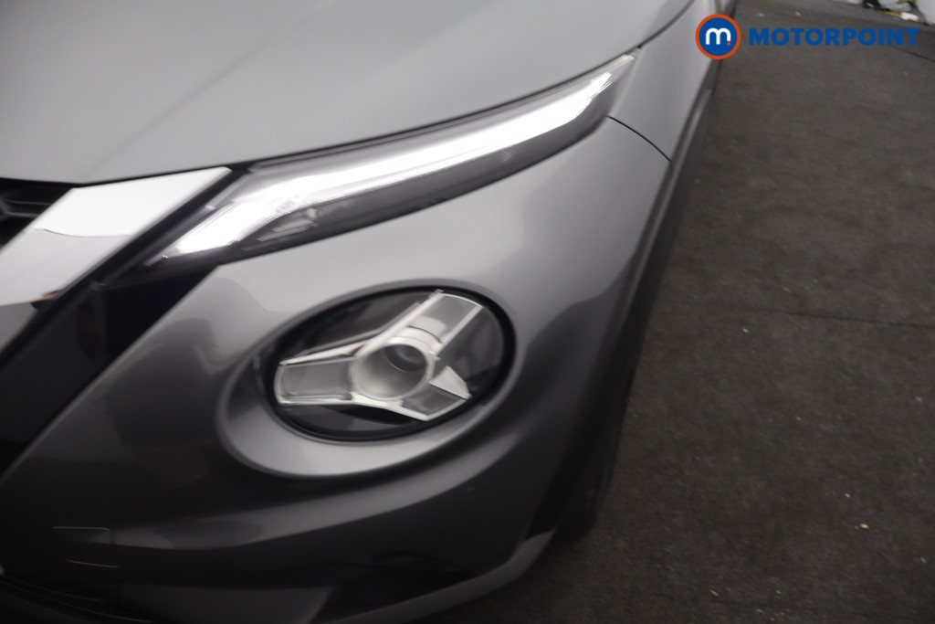 Nissan Juke N-Connecta Manual Petrol SUV - Stock Number (1666069) - 25th supplementary image