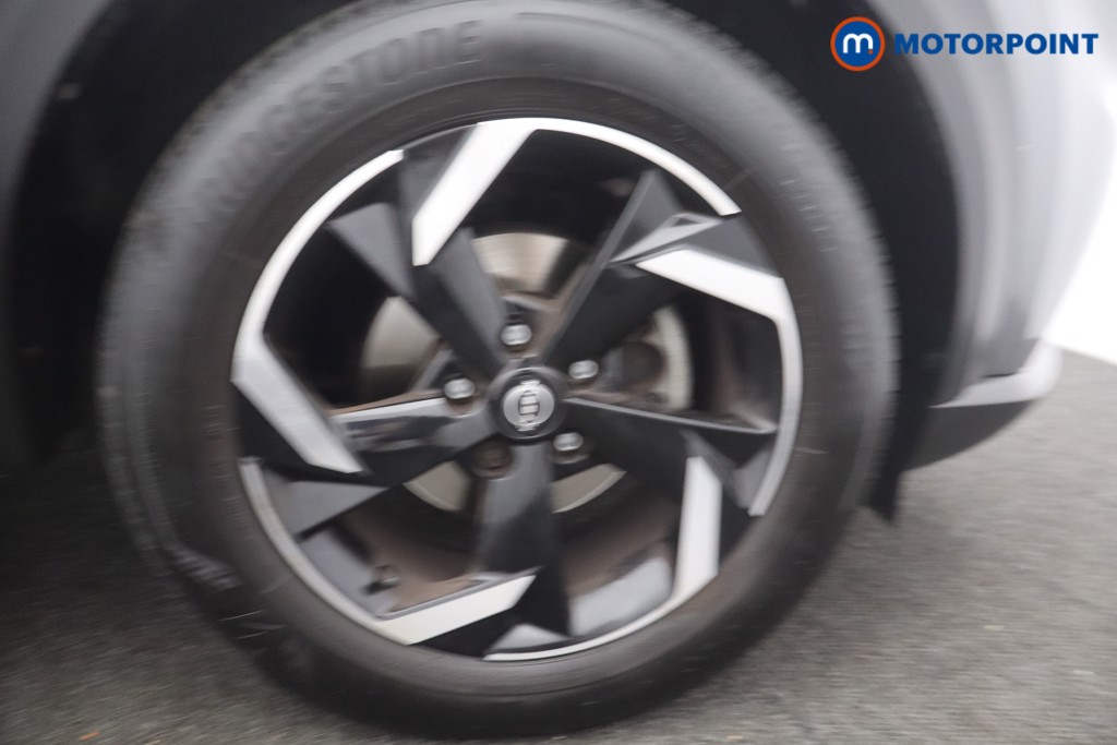Nissan Juke N-Connecta Manual Petrol SUV - Stock Number (1666069) - 27th supplementary image
