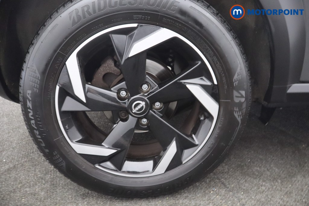 Nissan Juke N-Connecta Manual Petrol SUV - Stock Number (1666069) - 28th supplementary image