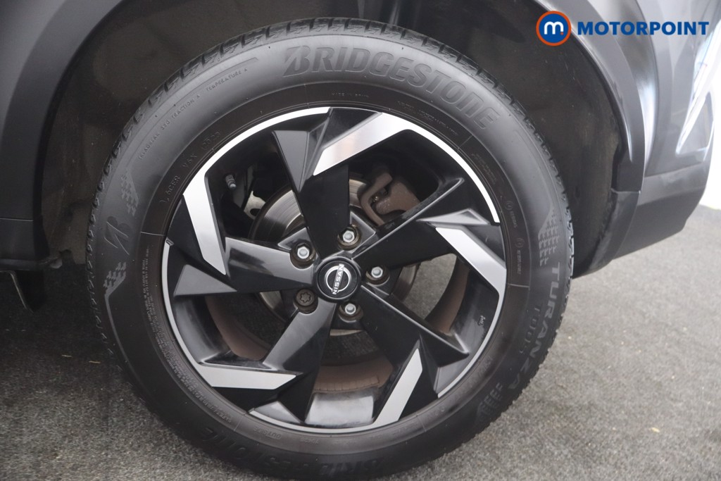 Nissan Juke N-Connecta Manual Petrol SUV - Stock Number (1666069) - 29th supplementary image