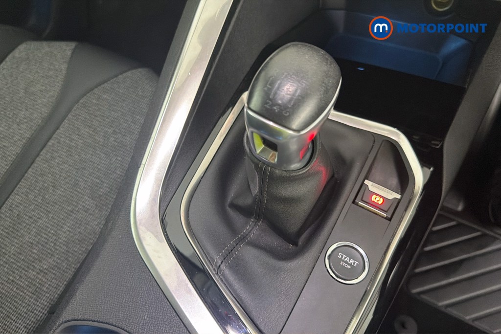 Peugeot 3008 Allure Manual Diesel SUV - Stock Number (1666440) - 15th supplementary image