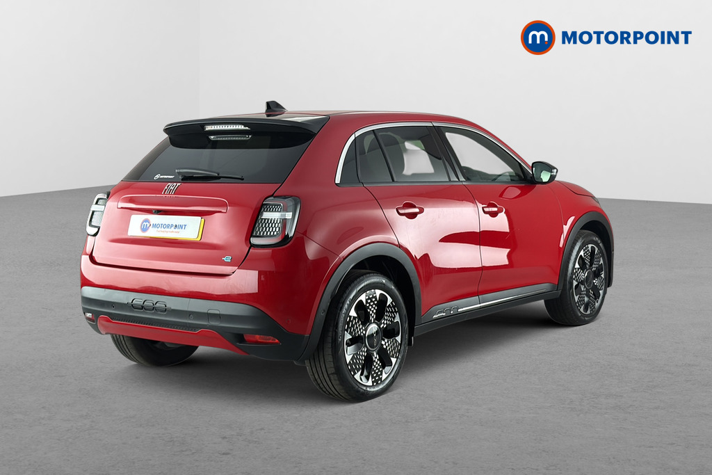 Fiat 600 La Prima Automatic Electric SUV - Stock Number (1666475) - Passenger side rear corner