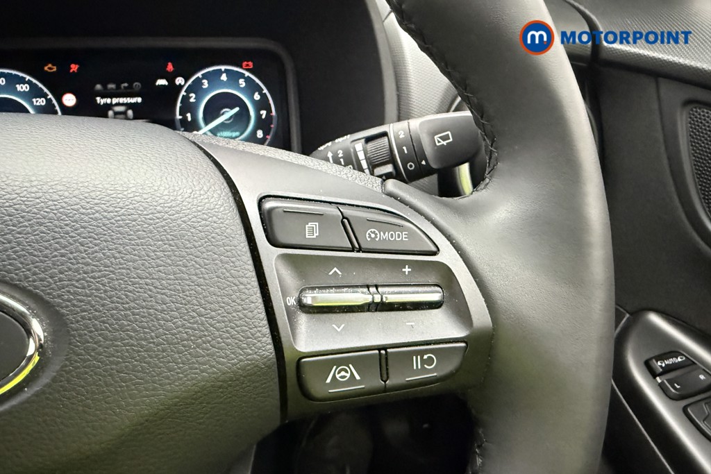 Hyundai Kona Premium Manual Petrol SUV - Stock Number (1666907) - 20th supplementary image