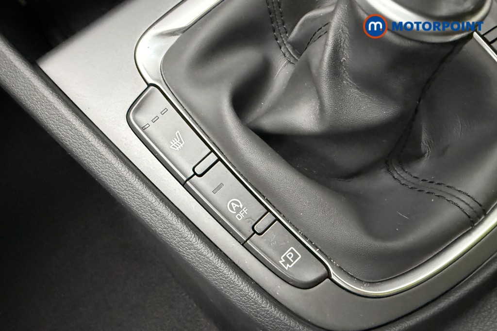 Hyundai Kona Premium Manual Petrol SUV - Stock Number (1666907) - 24th supplementary image