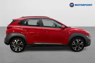 Hyundai Kona Premium Manual Petrol SUV - Stock Number (1666907) - Drivers side