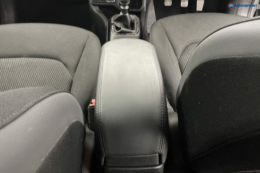 Jeep Renegade Night Eagle Ii Manual Petrol SUV - Stock Number (1667051) - 11th supplementary image