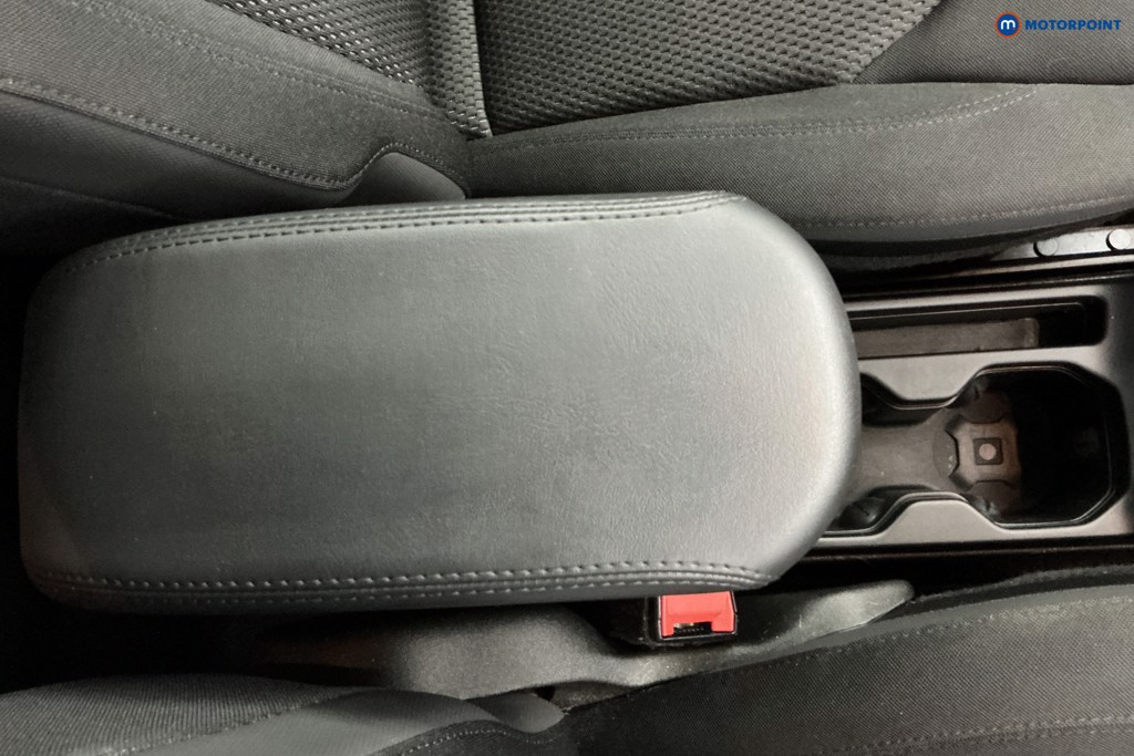 Jeep Renegade Night Eagle Ii Manual Petrol SUV - Stock Number (1667051) - 13th supplementary image