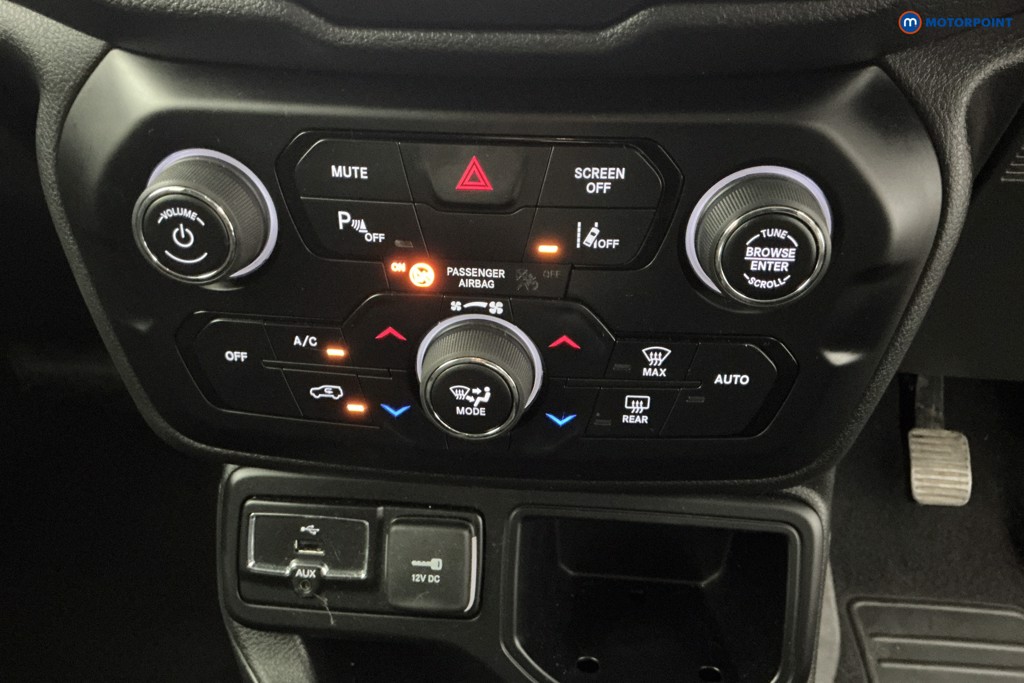 Jeep Renegade Night Eagle Ii Manual Petrol SUV - Stock Number (1667051) - 17th supplementary image