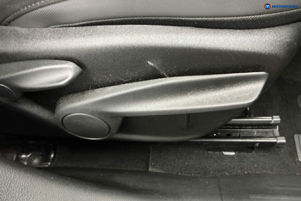 Jeep Renegade Night Eagle Ii Manual Petrol SUV - Stock Number (1667051) - 23rd supplementary image