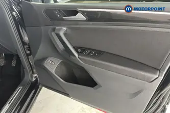 Volkswagen Tiguan Elegance Automatic Petrol SUV - Stock Number (1667071) - 18th supplementary image