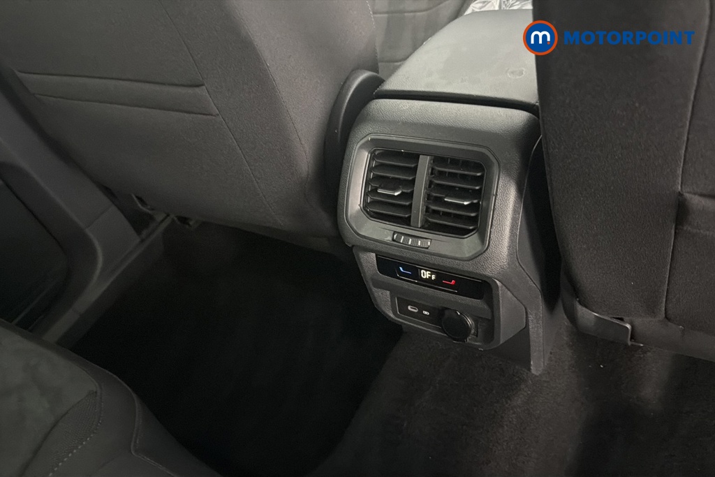 Volkswagen Tiguan Elegance Automatic Petrol SUV - Stock Number (1667071) - 28th supplementary image