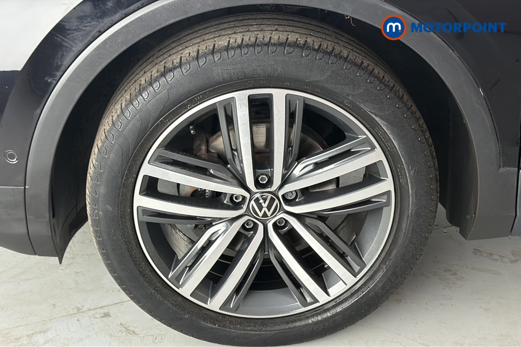 Volkswagen Tiguan Elegance Automatic Petrol SUV - Stock Number (1667071) - 44th supplementary image