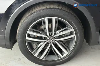 Volkswagen Tiguan Elegance Automatic Petrol SUV - Stock Number (1667071) - 44th supplementary image