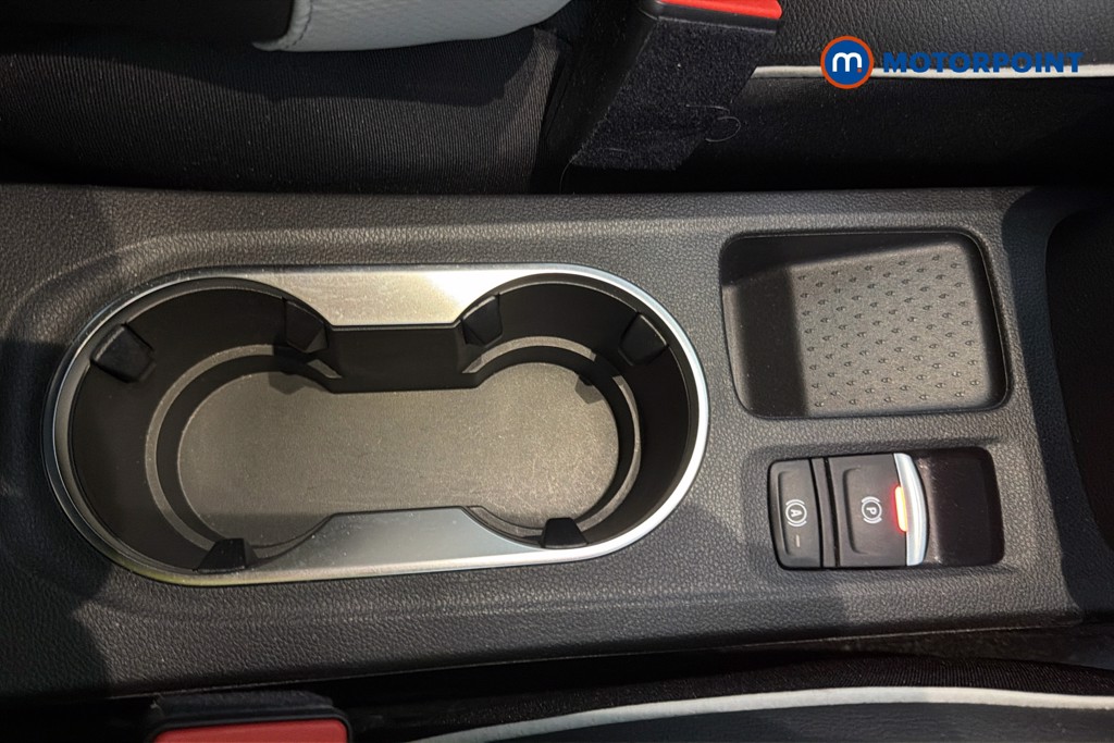 Renault Captur Techno Manual Petrol SUV - Stock Number (1667141) - 16th supplementary image