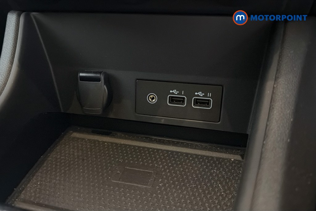 Renault Captur Techno Manual Petrol SUV - Stock Number (1667141) - 17th supplementary image
