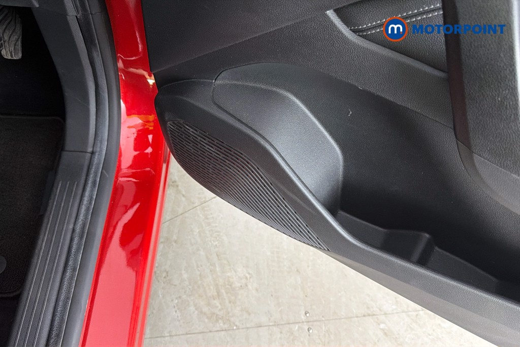 Renault Captur Techno Manual Petrol SUV - Stock Number (1667141) - 21st supplementary image