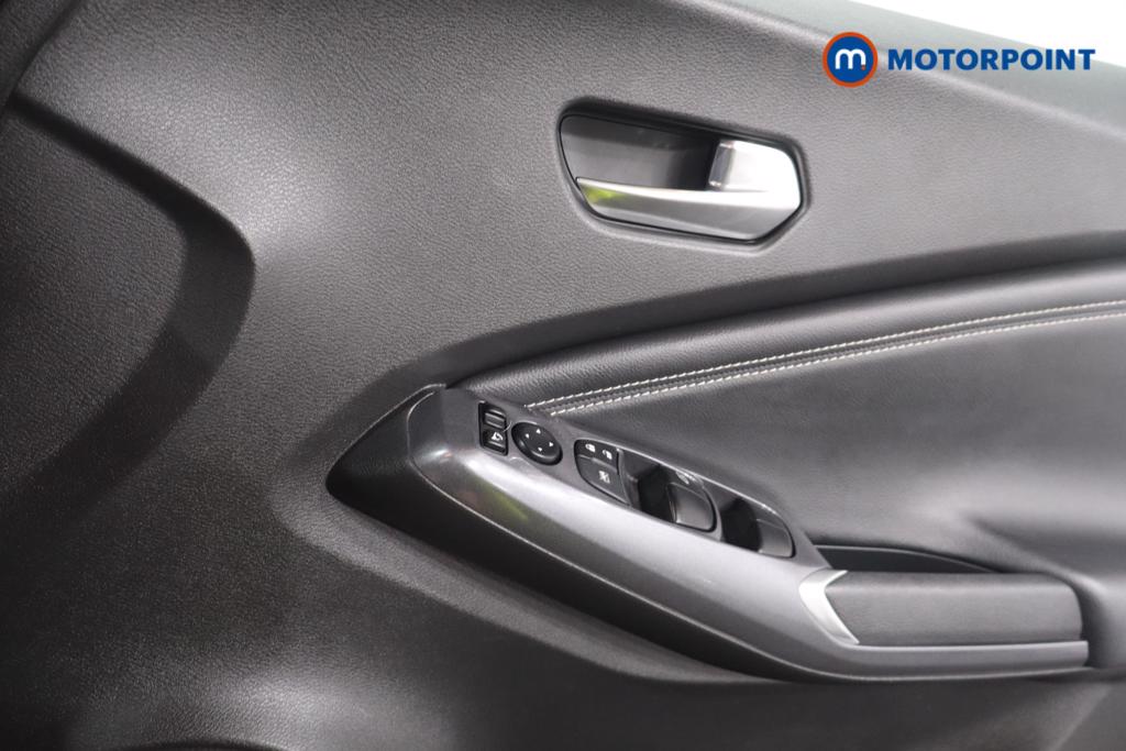 Nissan Juke N-Connecta Automatic Petrol SUV - Stock Number (1667340) - 11th supplementary image