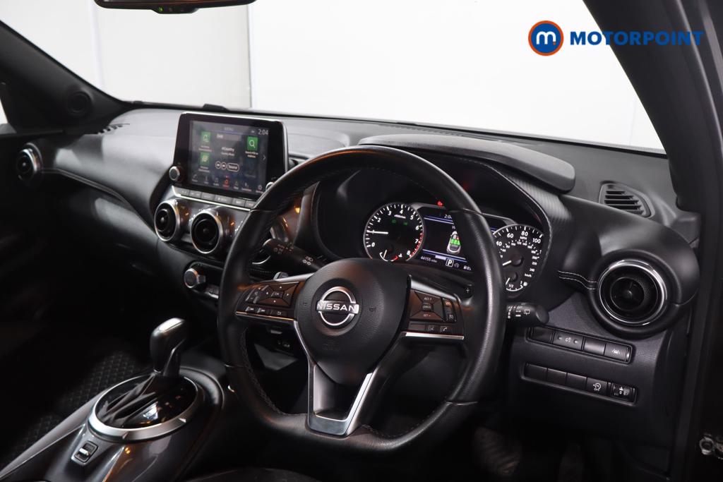 Nissan Juke N-Connecta Automatic Petrol SUV - Stock Number (1667340) - 1st supplementary image