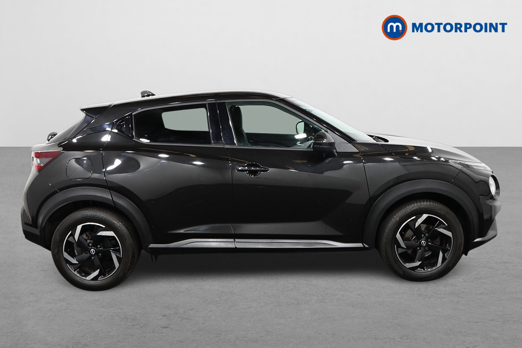 Nissan Juke N-Connecta Automatic Petrol SUV - Stock Number (1667340) - Drivers side