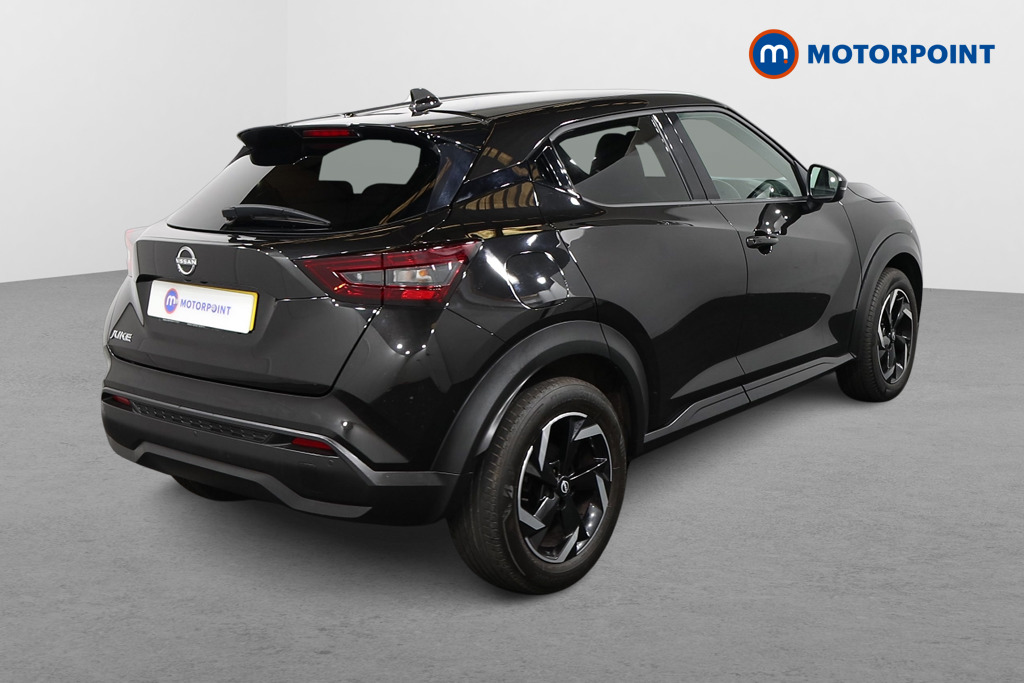Nissan Juke N-Connecta Automatic Petrol SUV - Stock Number (1667340) - Drivers side rear corner