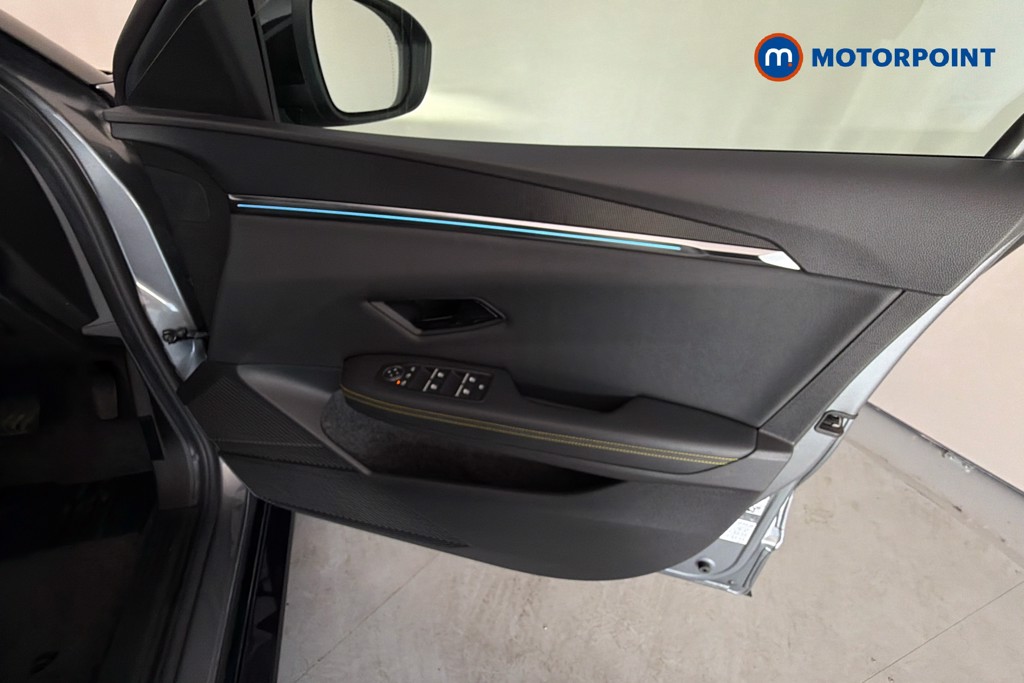 Renault Megane E-Tech Techno Automatic Electric Hatchback - Stock Number (1667615) - 19th supplementary image