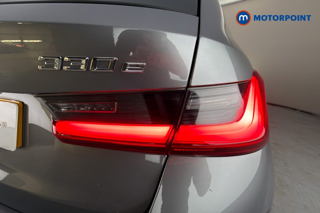 BMW 3 Series Sport Automatic Petrol Plug-In Hybrid Estate - Stock Number (1667663) - 38th supplementary image