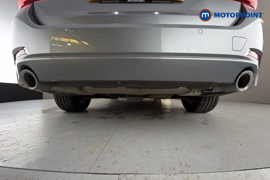 BMW 3 Series Sport Automatic Petrol Plug-In Hybrid Estate - Stock Number (1667663) - 39th supplementary image