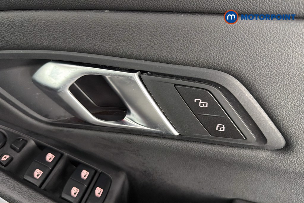 BMW 3 Series Sport Automatic Petrol Plug-In Hybrid Estate - Stock Number (1667663) - 42nd supplementary image
