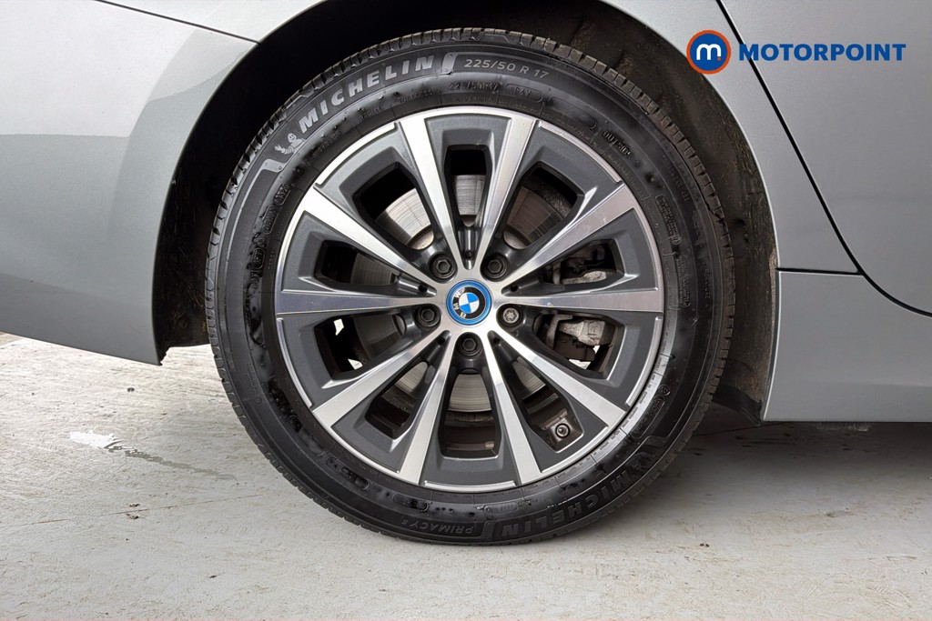 BMW 3 Series Sport Automatic Petrol Plug-In Hybrid Estate - Stock Number (1667663) - 49th supplementary image